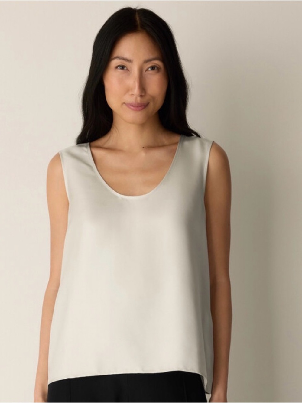 Eileen Fisher Silk Ivory Sleeveless Shell Blouse
Lightly Textured 1X